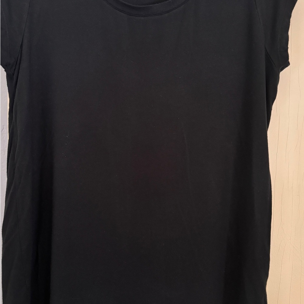 Columbia Black short sleeve Women's Top. Medium